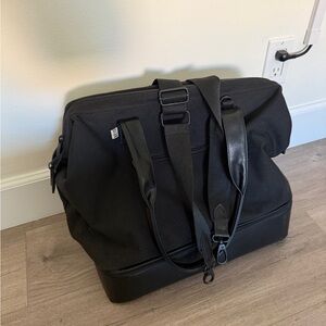 BEIS WEEKENDER BLACK